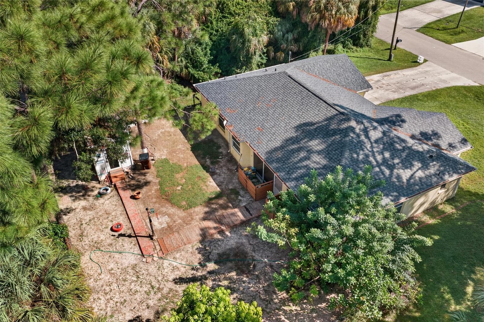 Single Family Residence at 2493 CHEROKEE ST, NORTH PORT, photo 24 of 29