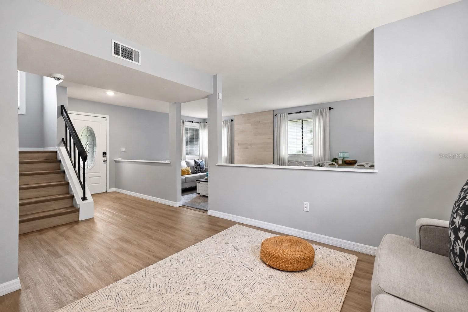 Single Family Residence at 627 CLEARN CT, WINTER SPRINGS, photo 5 of 29