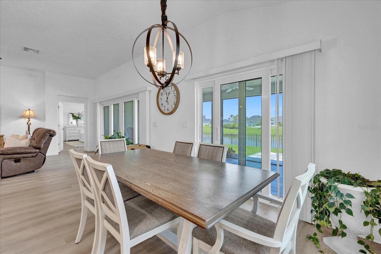 Single Family Residence at 1393 KENNETH ST, THE VILLAGES, photo 15 of 37