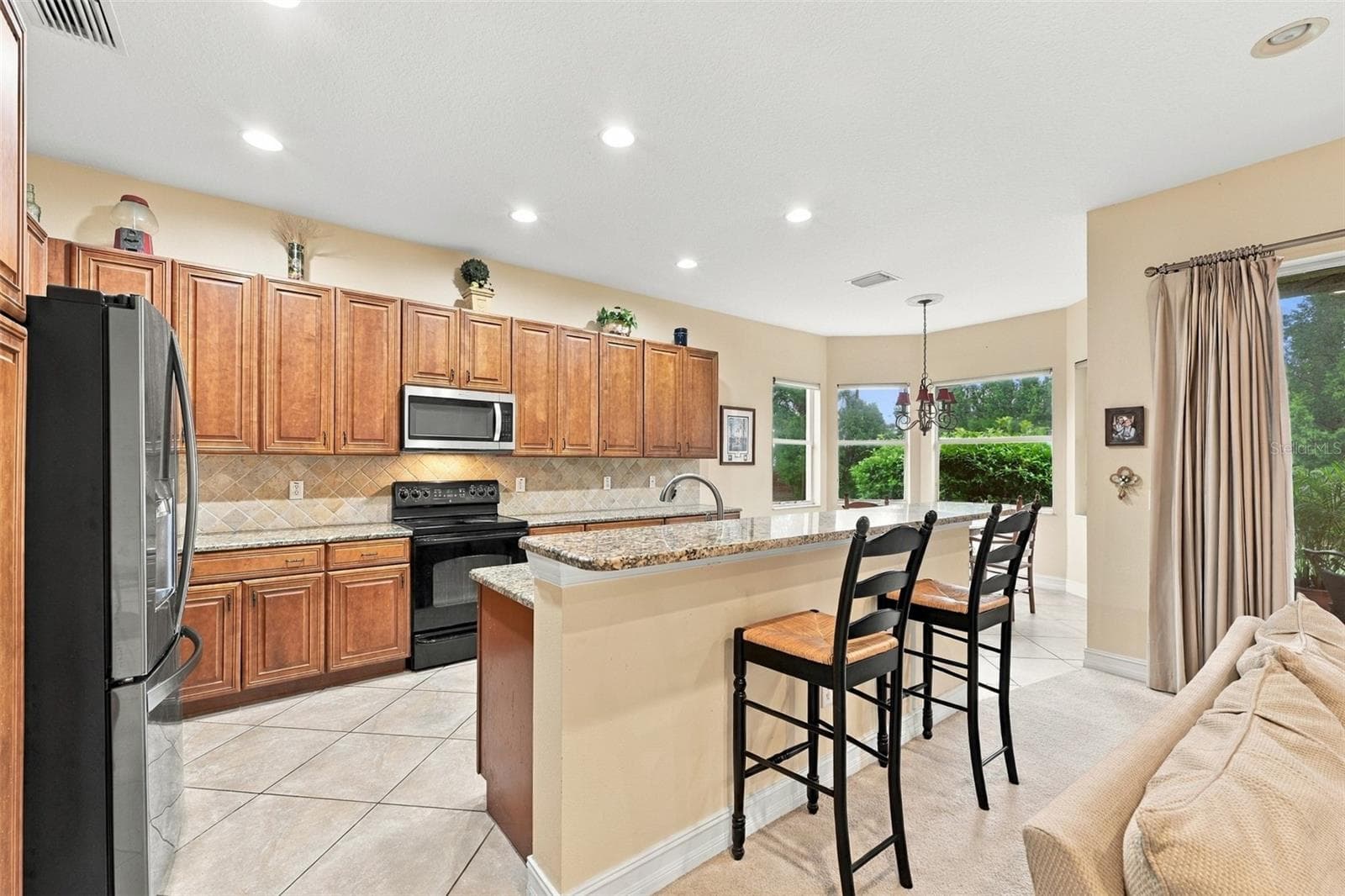 Single Family Residence at 5014 SANDY BROOK CIR, WIMAUMA, photo 12 of 84