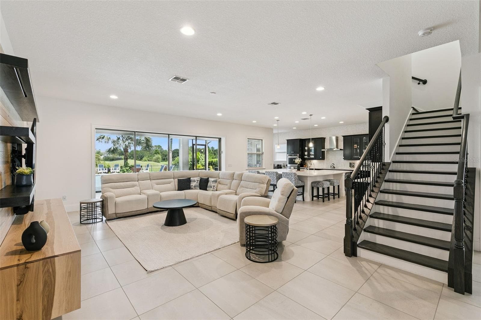Open-Concept Layout - 10840 MOBBERLEY CIR, ORLANDO