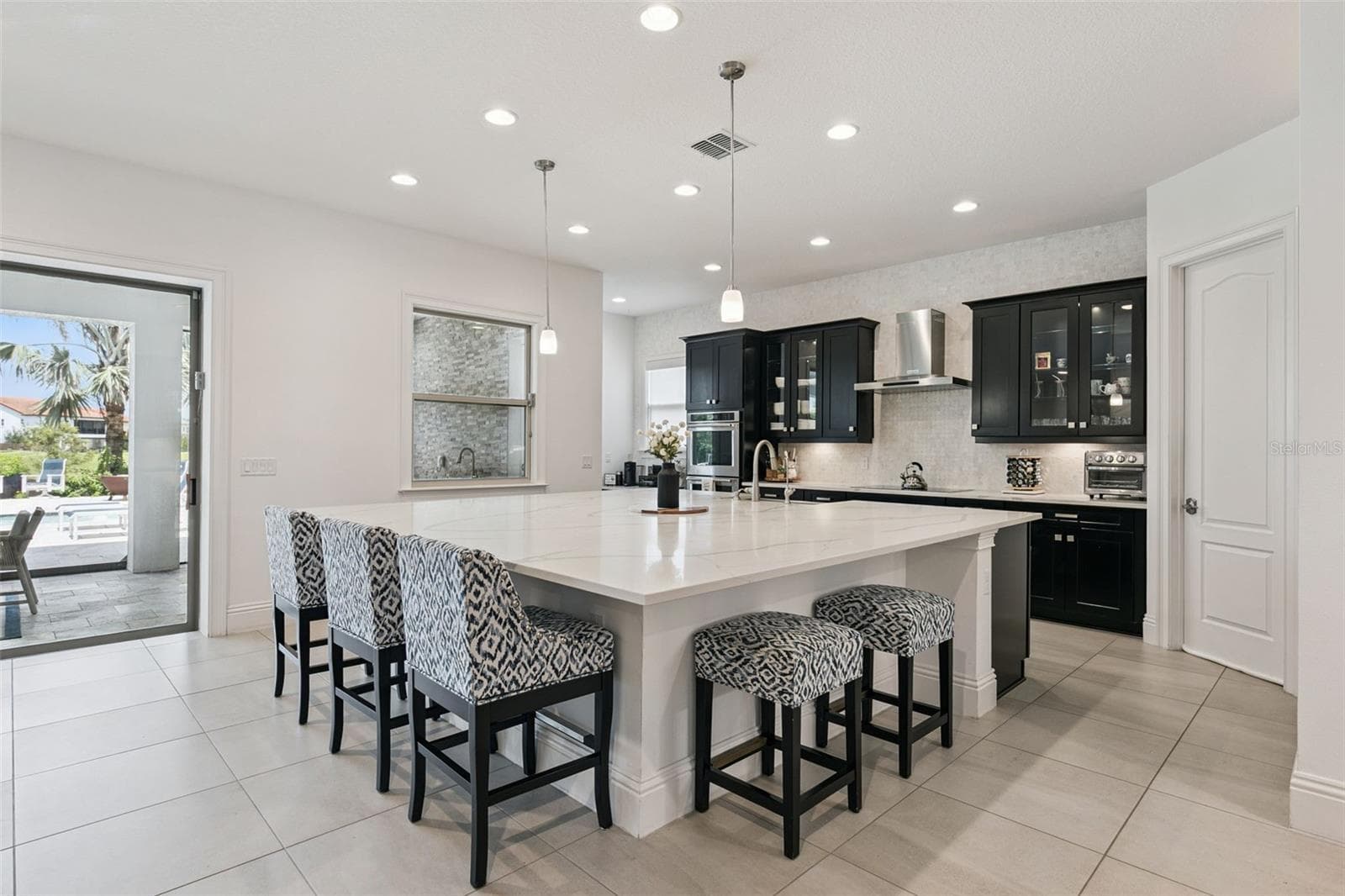 Gourmet Kitchen - 10840 MOBBERLEY CIR, ORLANDO