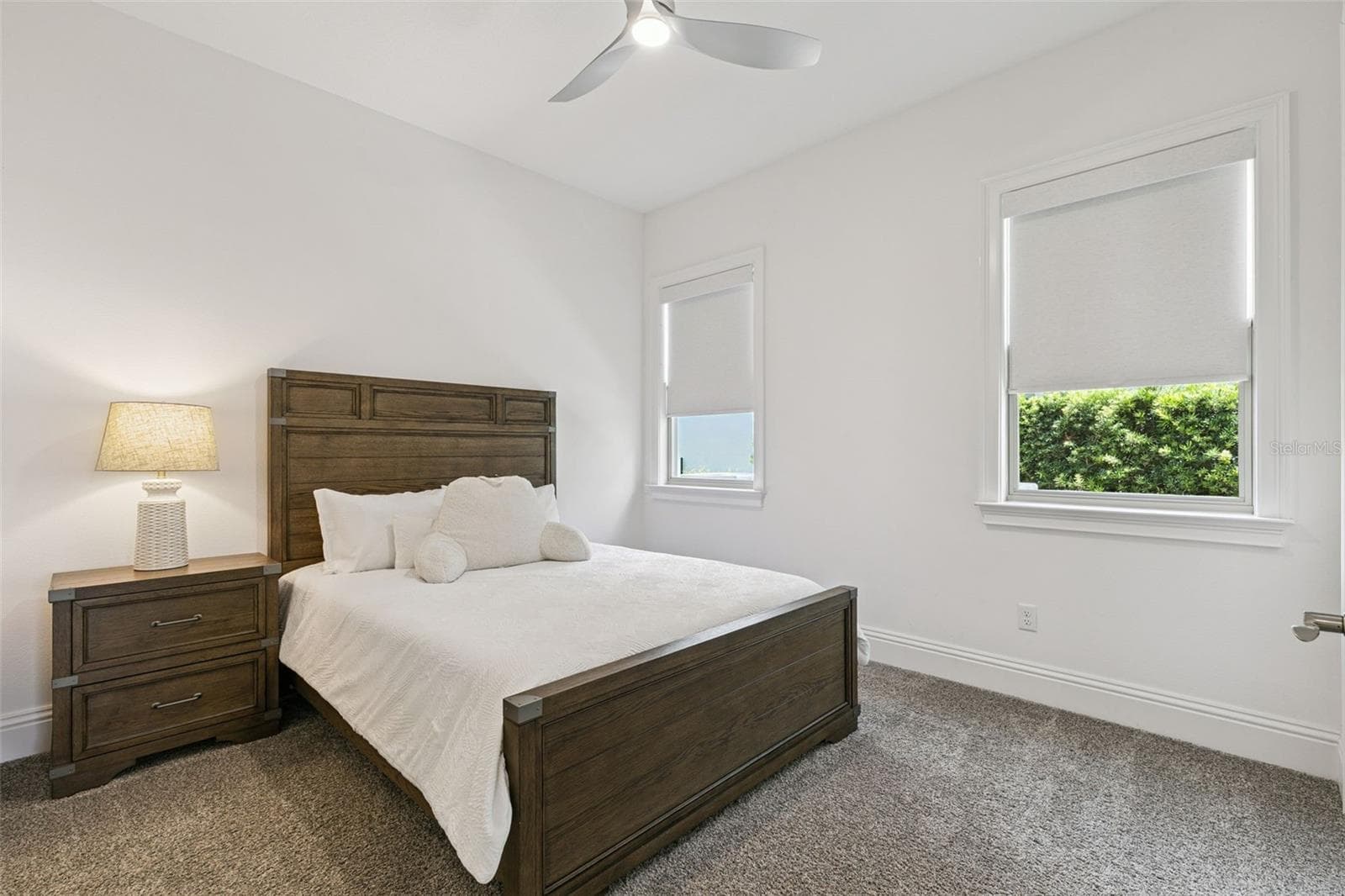 Bedroom 2 with En-suite Bathroom - 10840 MOBBERLEY CIR, ORLANDO