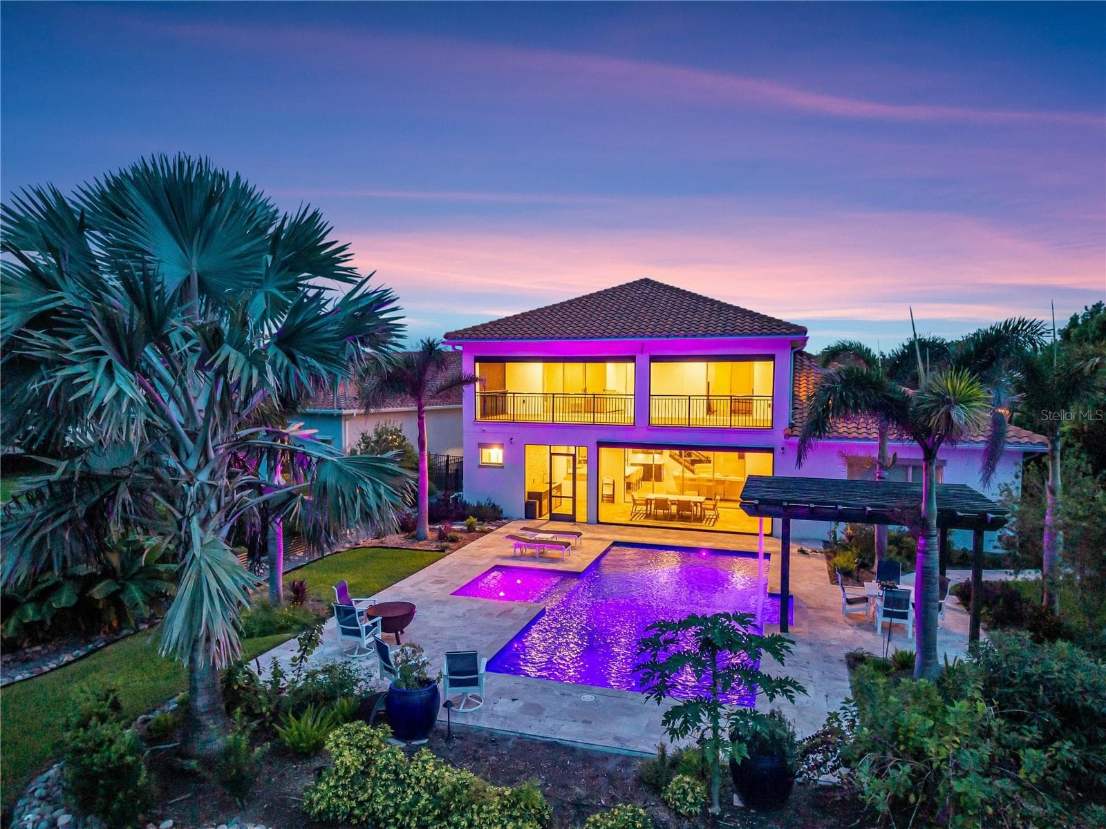 Magnificently Curated Outdoor Oasis - 10840 MOBBERLEY CIR, ORLANDO