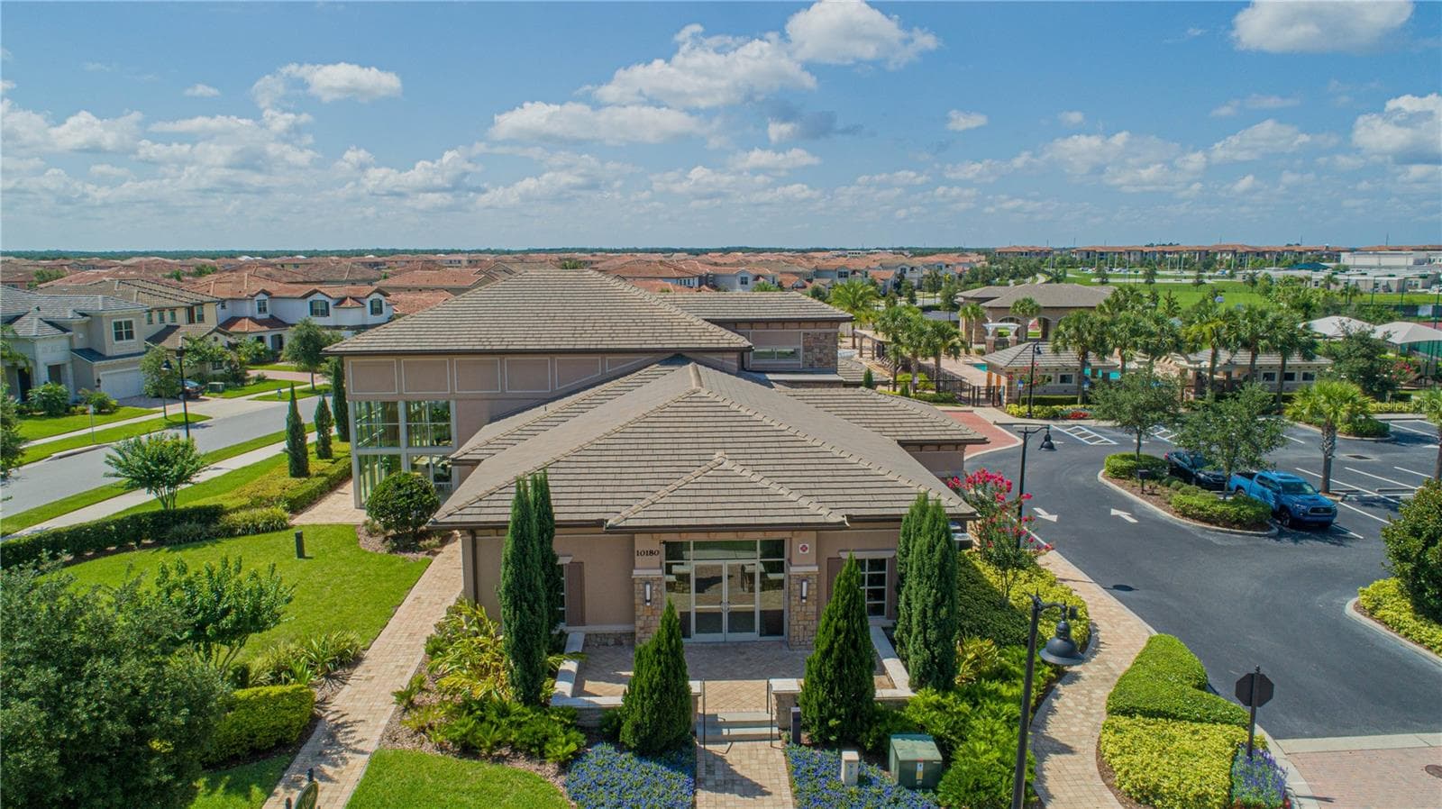 Eagle Creek Golf Clubhouse - 10840 MOBBERLEY CIR, ORLANDO
