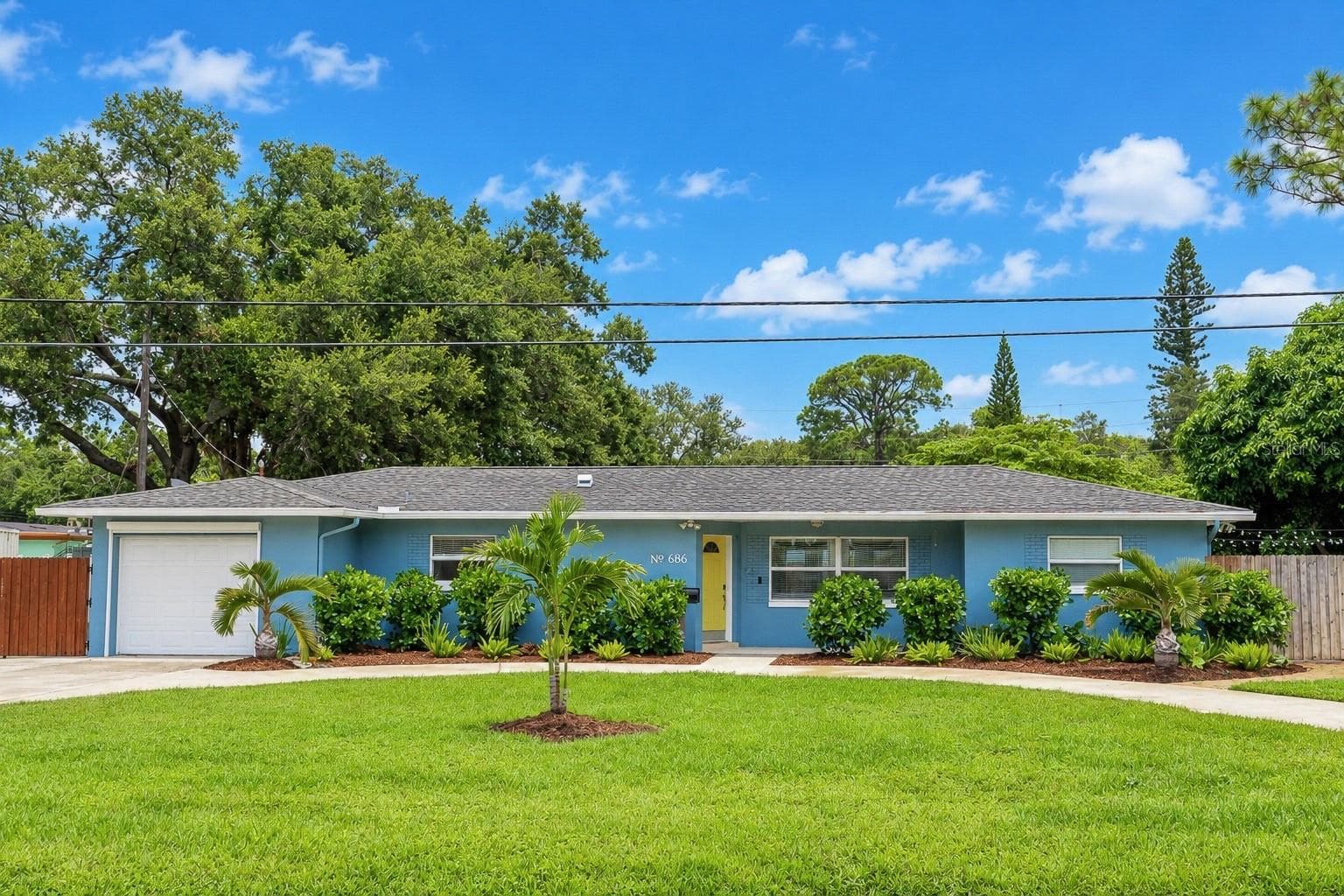 686 SOUTHWEST BLVD N