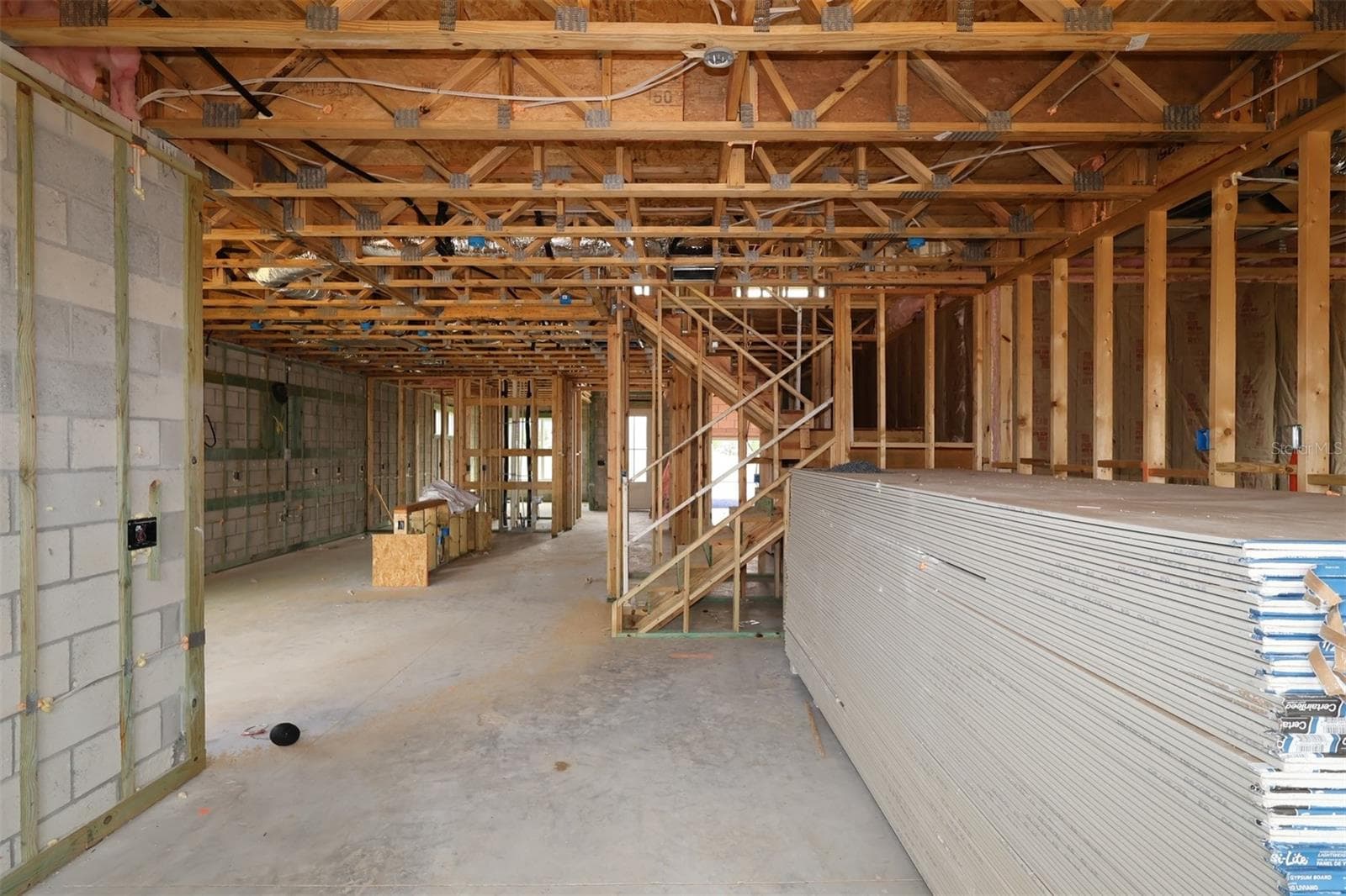 Single Family Residence at 17419 WATER HEMLOCK RD, WINTER GARDEN, photo 5 of 26
