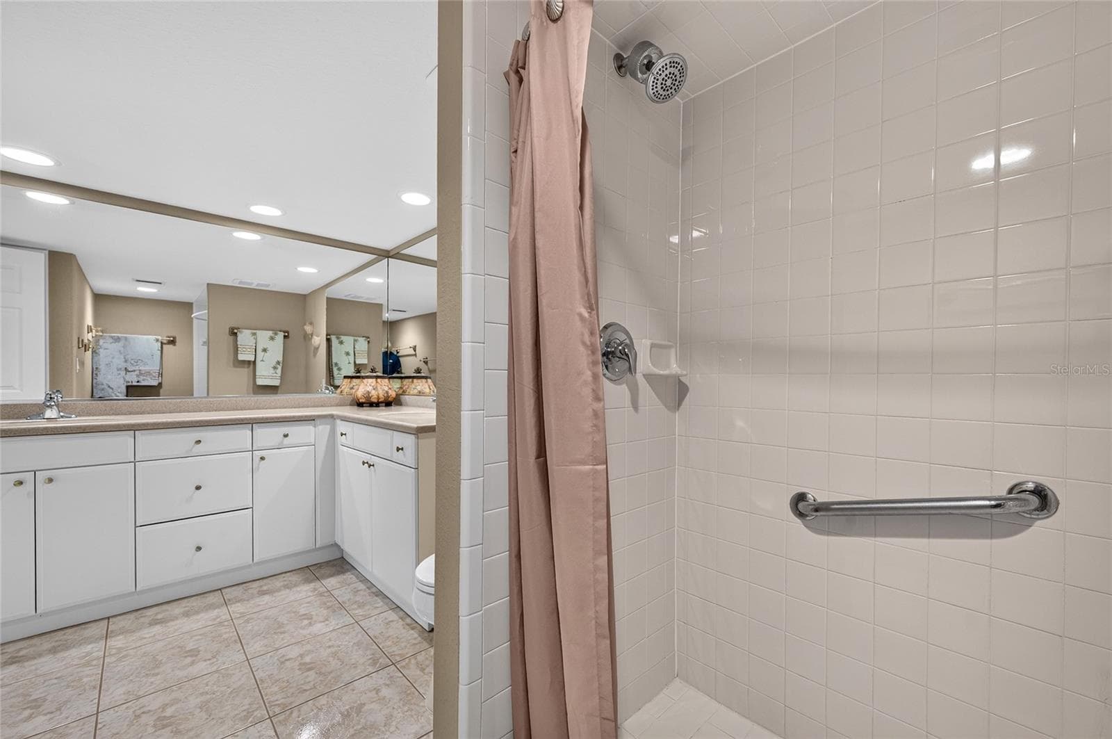 Ensuite walk-in shower - 601 SHREVE ST #66C, PUNTA GORDA