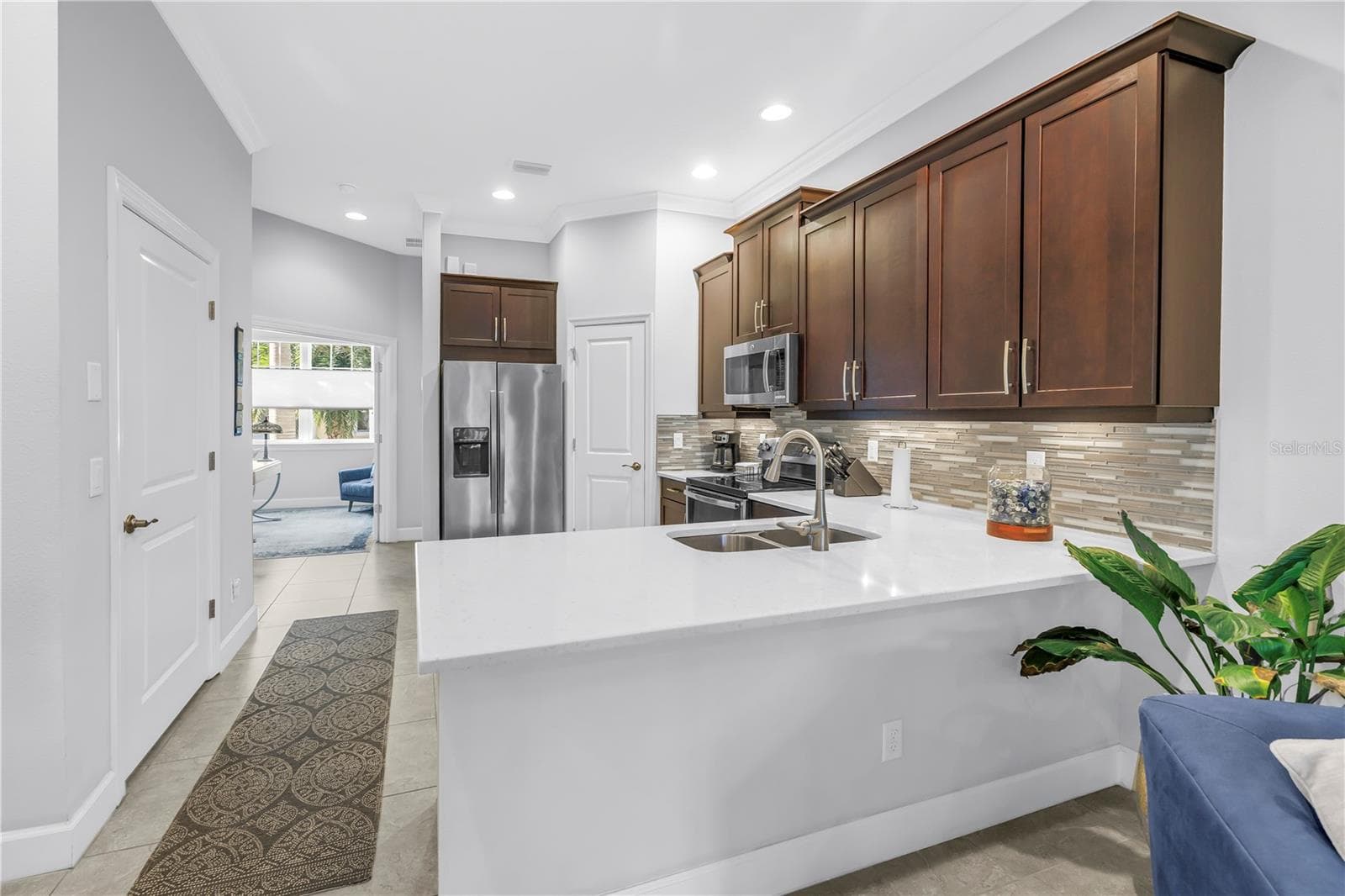 Townhouse at 5930 ANCHROAGE WAY S, ST PETERSBURG, photo 11 of 94