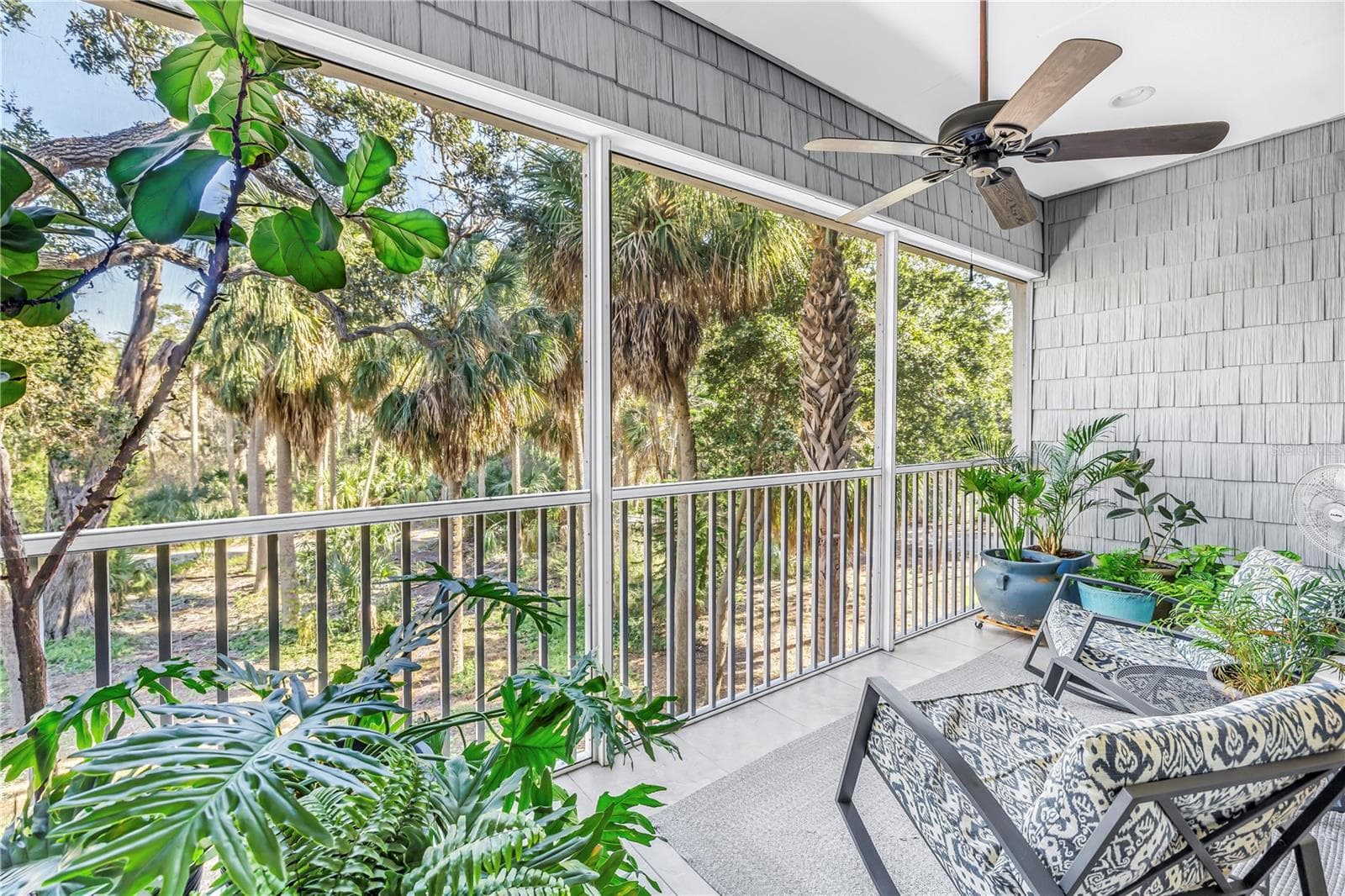 Townhouse at 5930 ANCHROAGE WAY S, ST PETERSBURG, photo 48 of 94