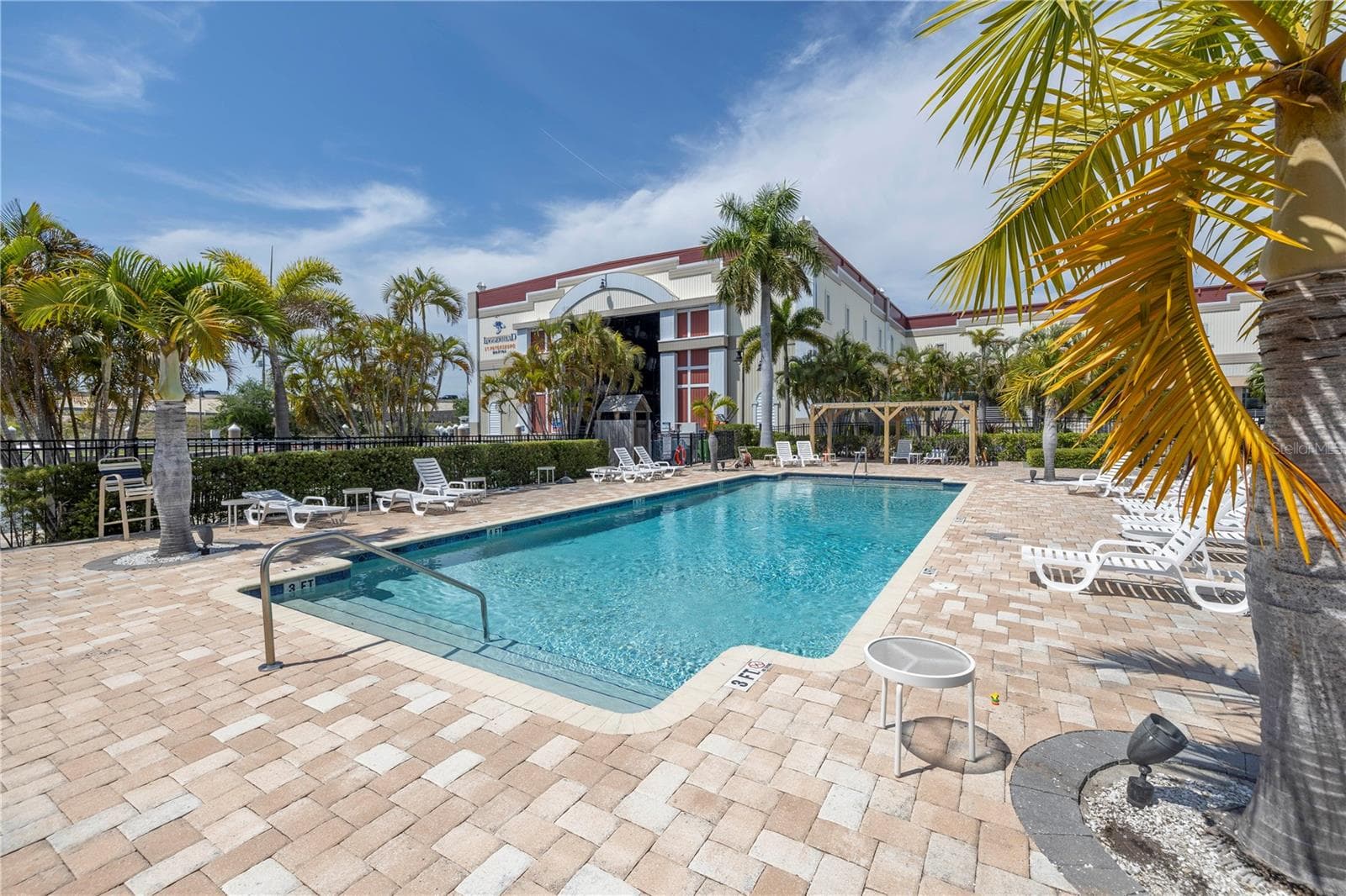 Townhouse at 5930 ANCHROAGE WAY S, ST PETERSBURG, photo 79 of 94
