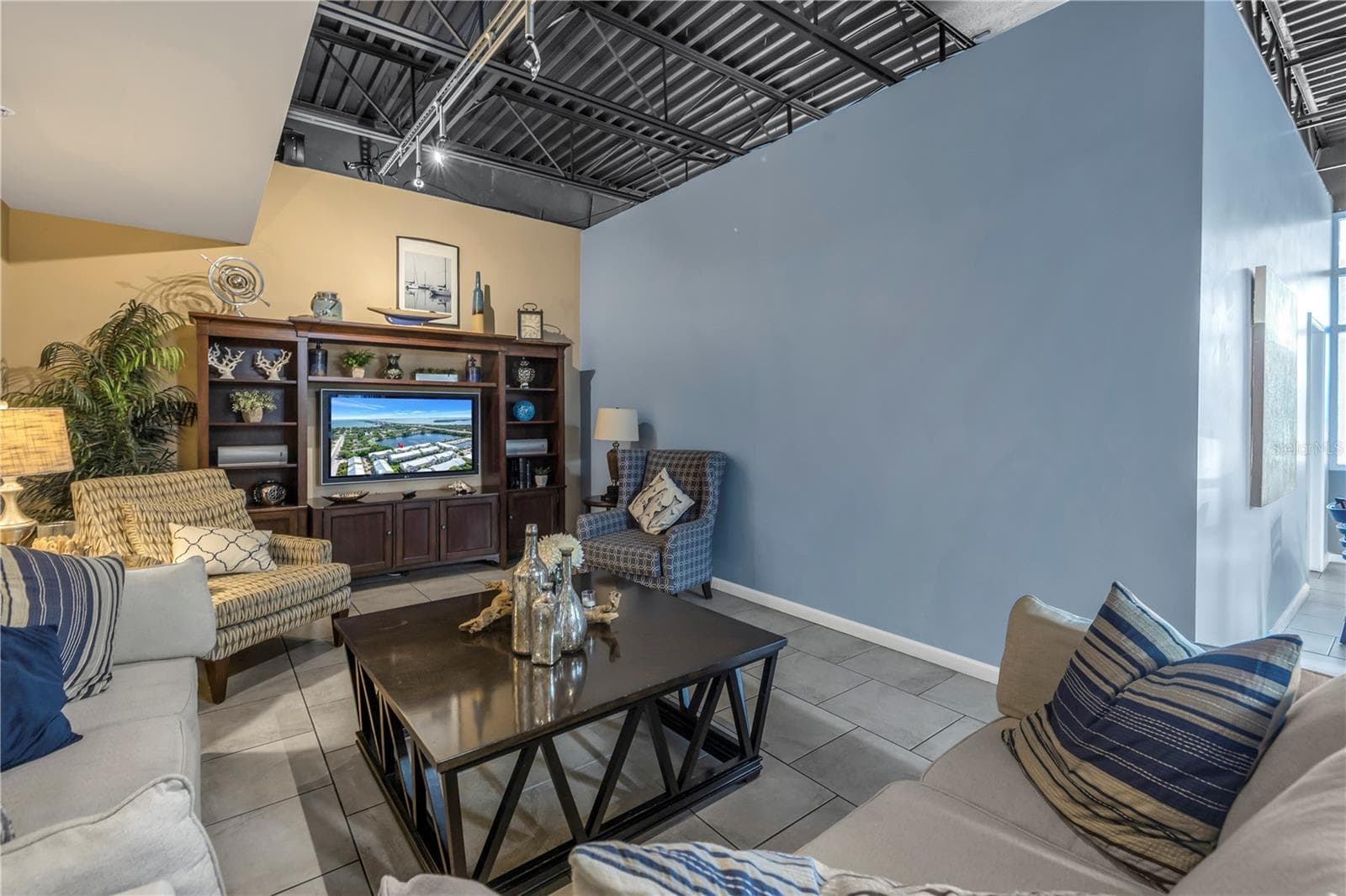 Townhouse at 5930 ANCHROAGE WAY S, ST PETERSBURG, photo 87 of 94