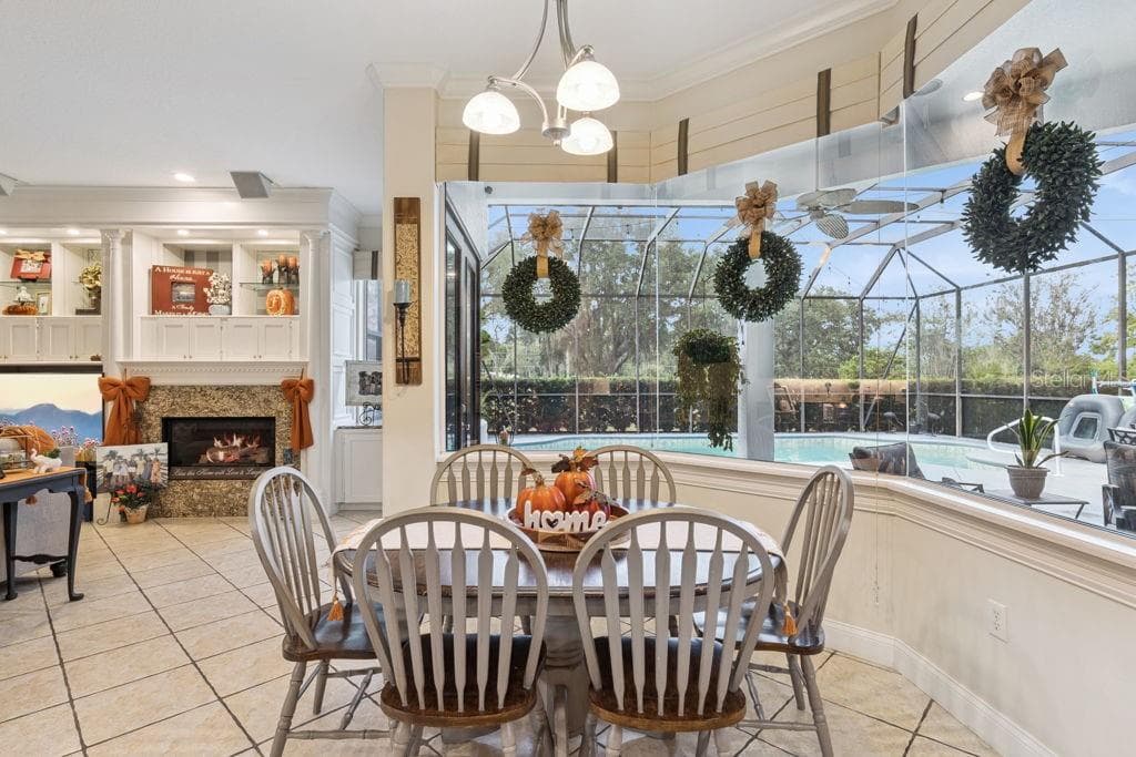 Single Family Residence at 1066 CEASARS CT, MOUNT DORA, photo 15 of 38