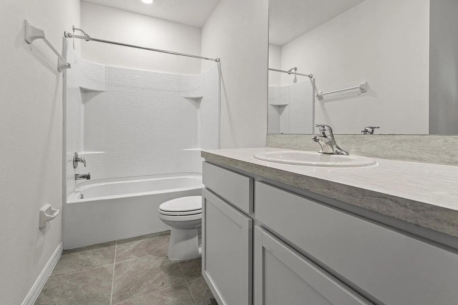 Townhouse at 34230 REDWOOD DAWN LN, WESLEY CHAPEL, photo 13 of 35