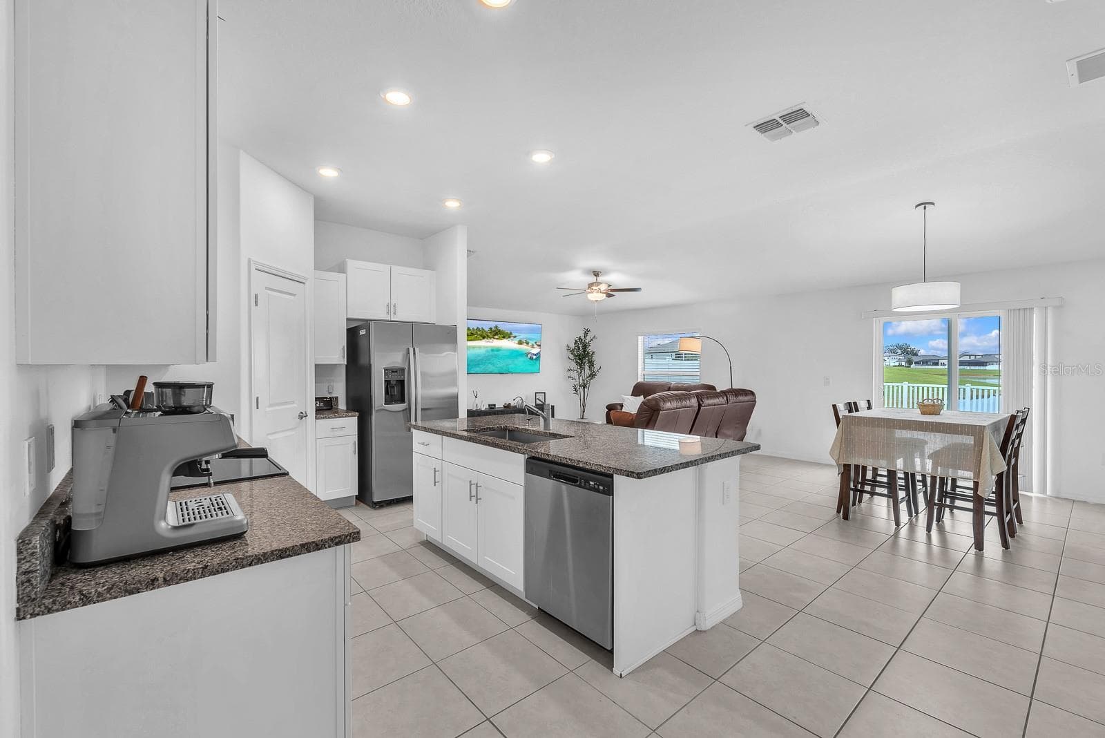 Single Family Residence at 12820 WESTON OAKS LN, RIVERVIEW, photo 9 of 31