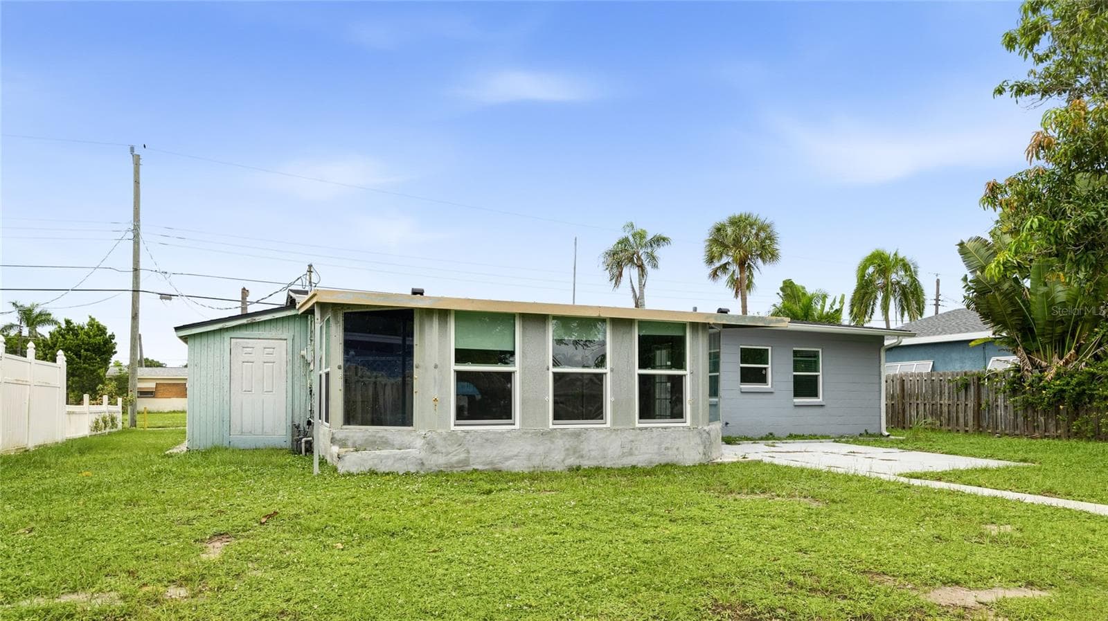 Single Family Residence at 6815 GEORGIA AVE, BRADENTON, photo 27 of 36