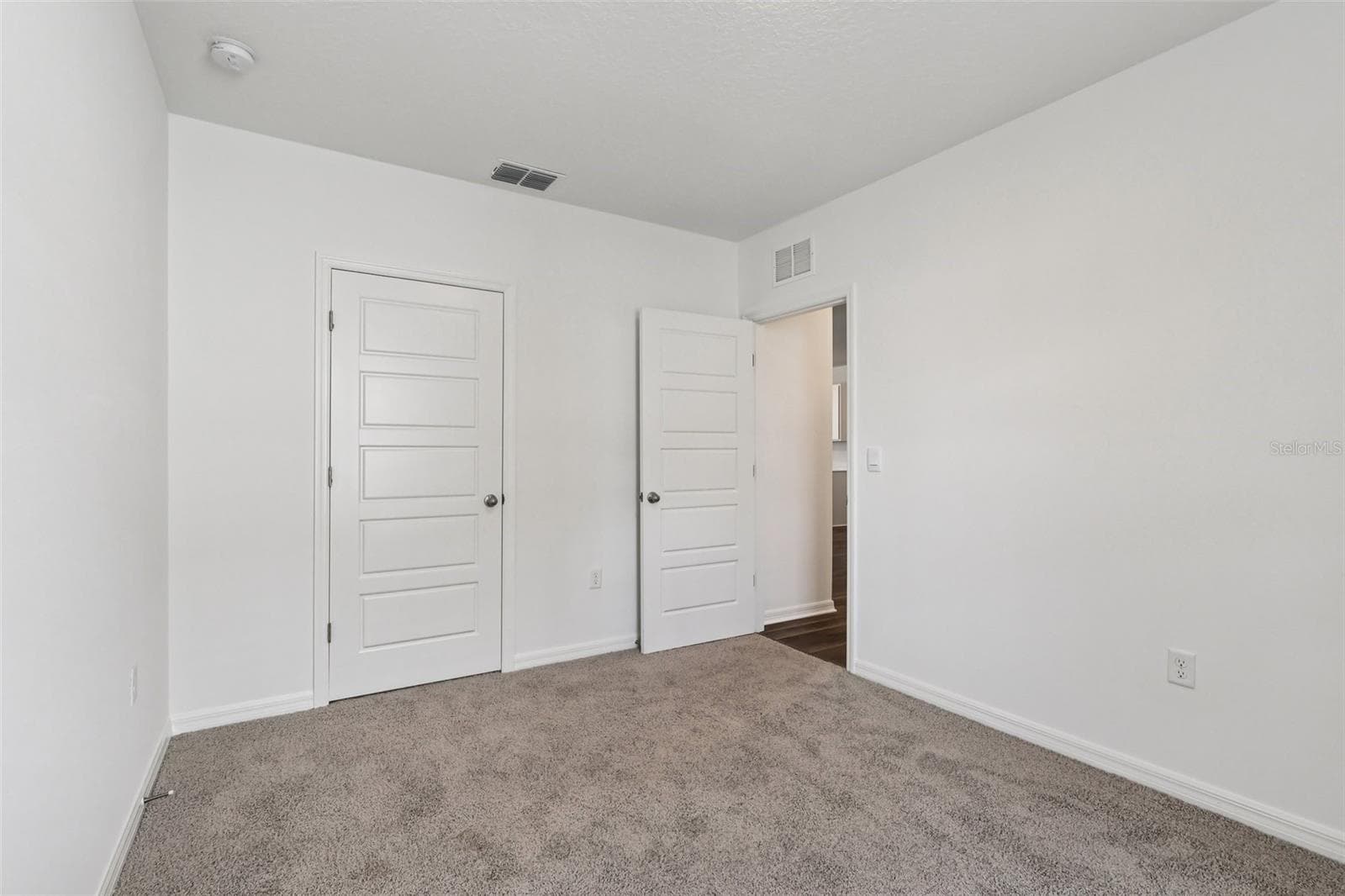 Single Family Residence at 1799 GRANDIOSE DR, LAKE HAMILTON, photo 28 of 32
