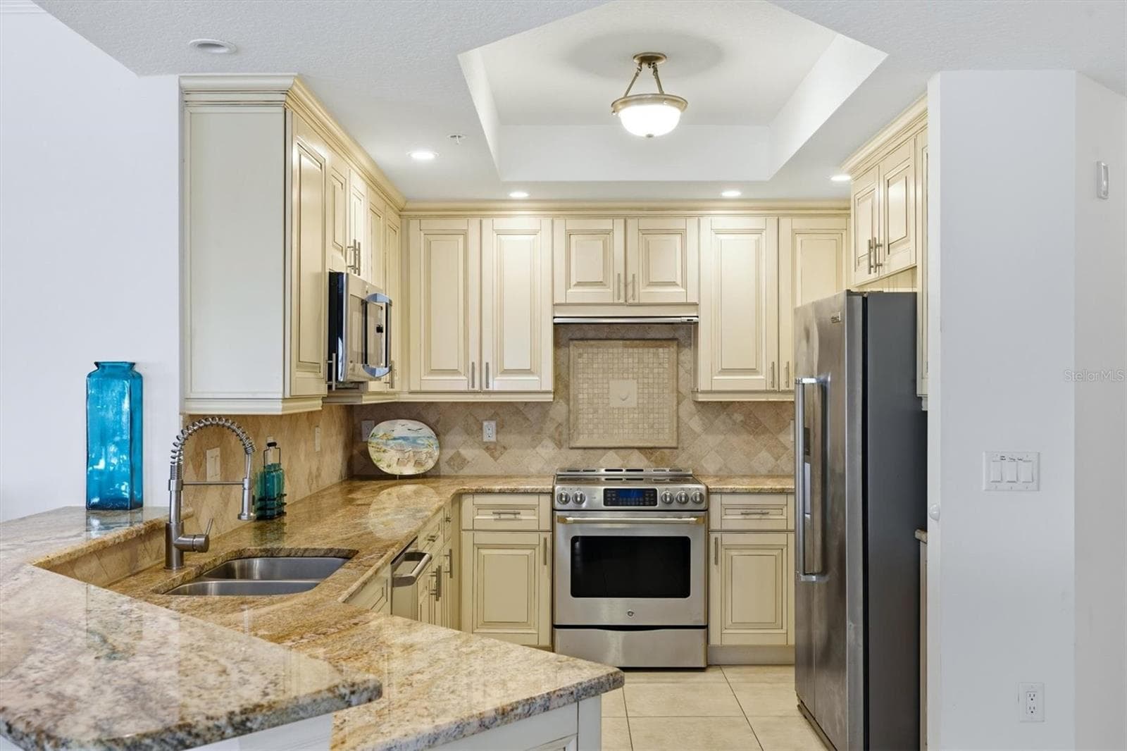 Condominium at 7820 34TH AVE W #201, BRADENTON, photo 13 of 69