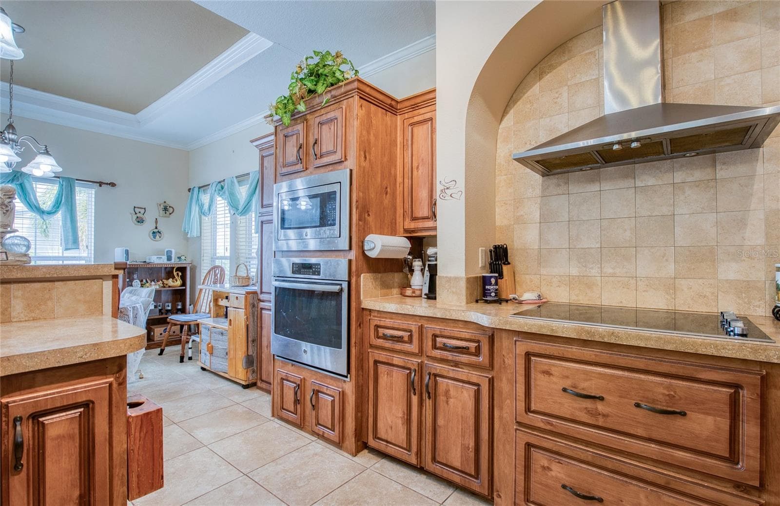 Kitchen - 18675 US HIGHWAY 19 N #138, CLEARWATER