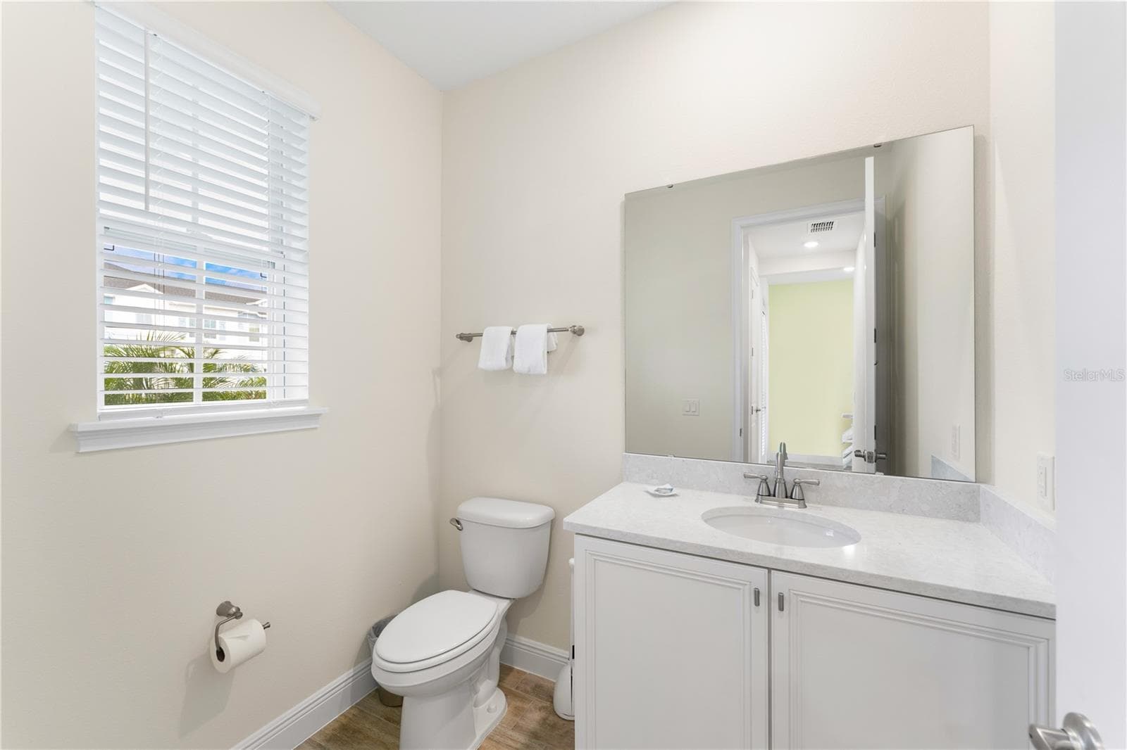 Townhouse at 2939 CASTAWAY LN, KISSIMMEE, photo 5 of 44