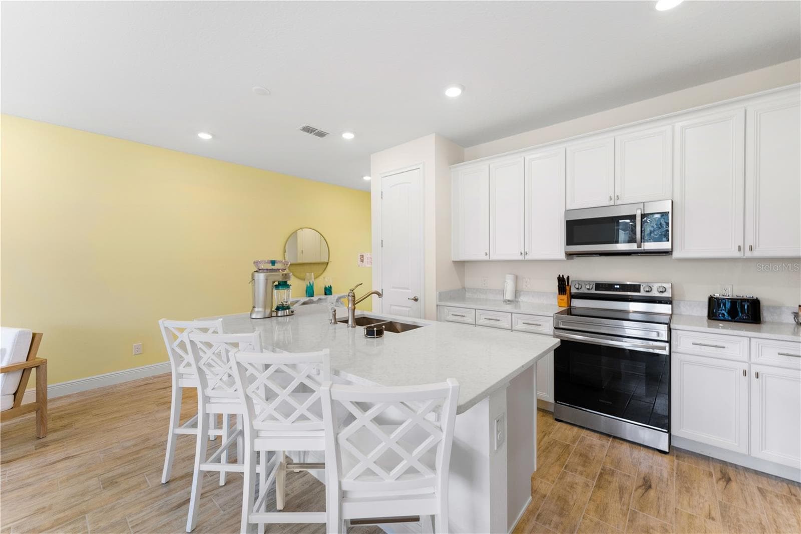 Townhouse at 2939 CASTAWAY LN, KISSIMMEE, photo 12 of 44