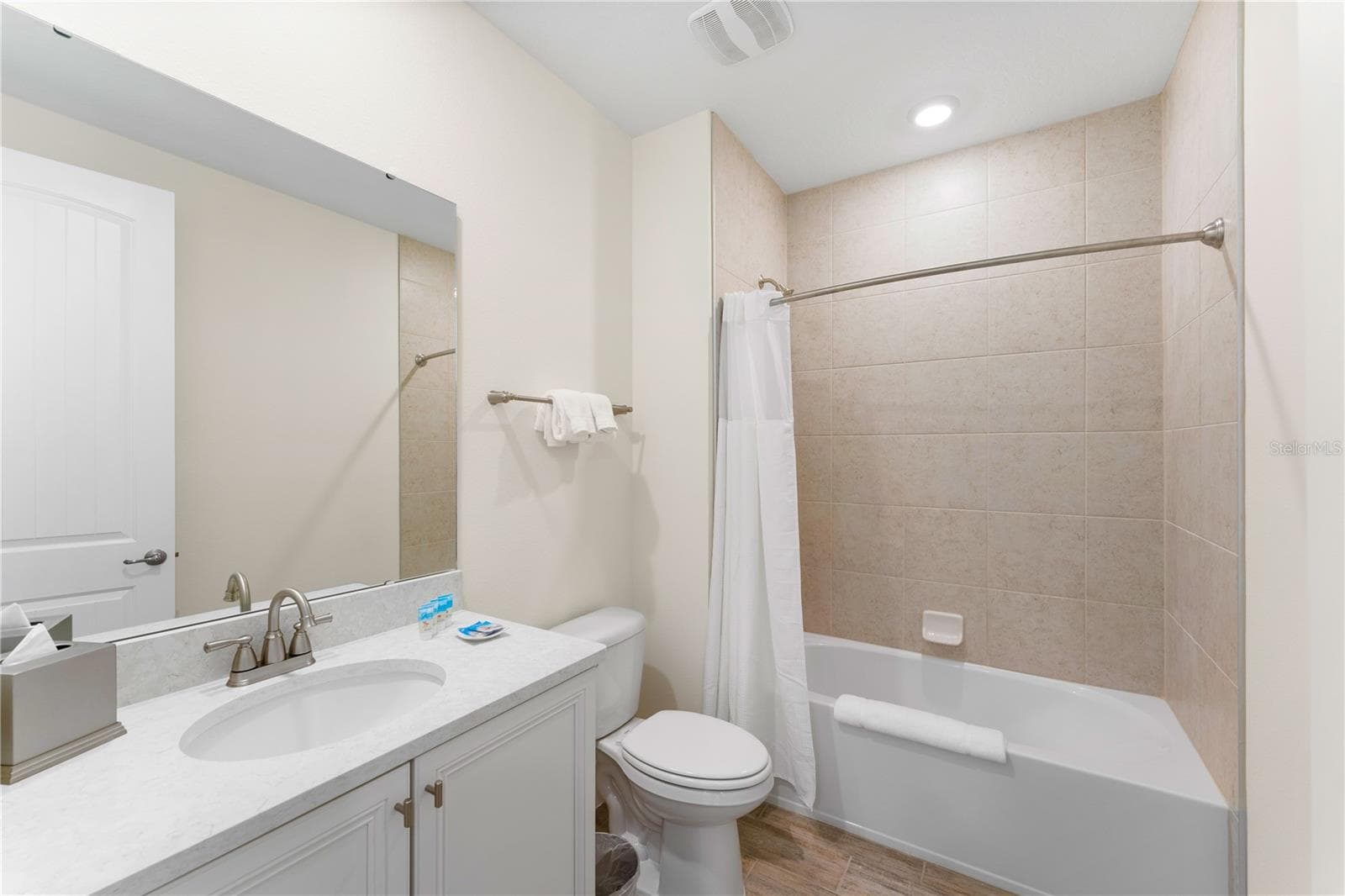 Townhouse at 2939 CASTAWAY LN, KISSIMMEE, photo 38 of 44