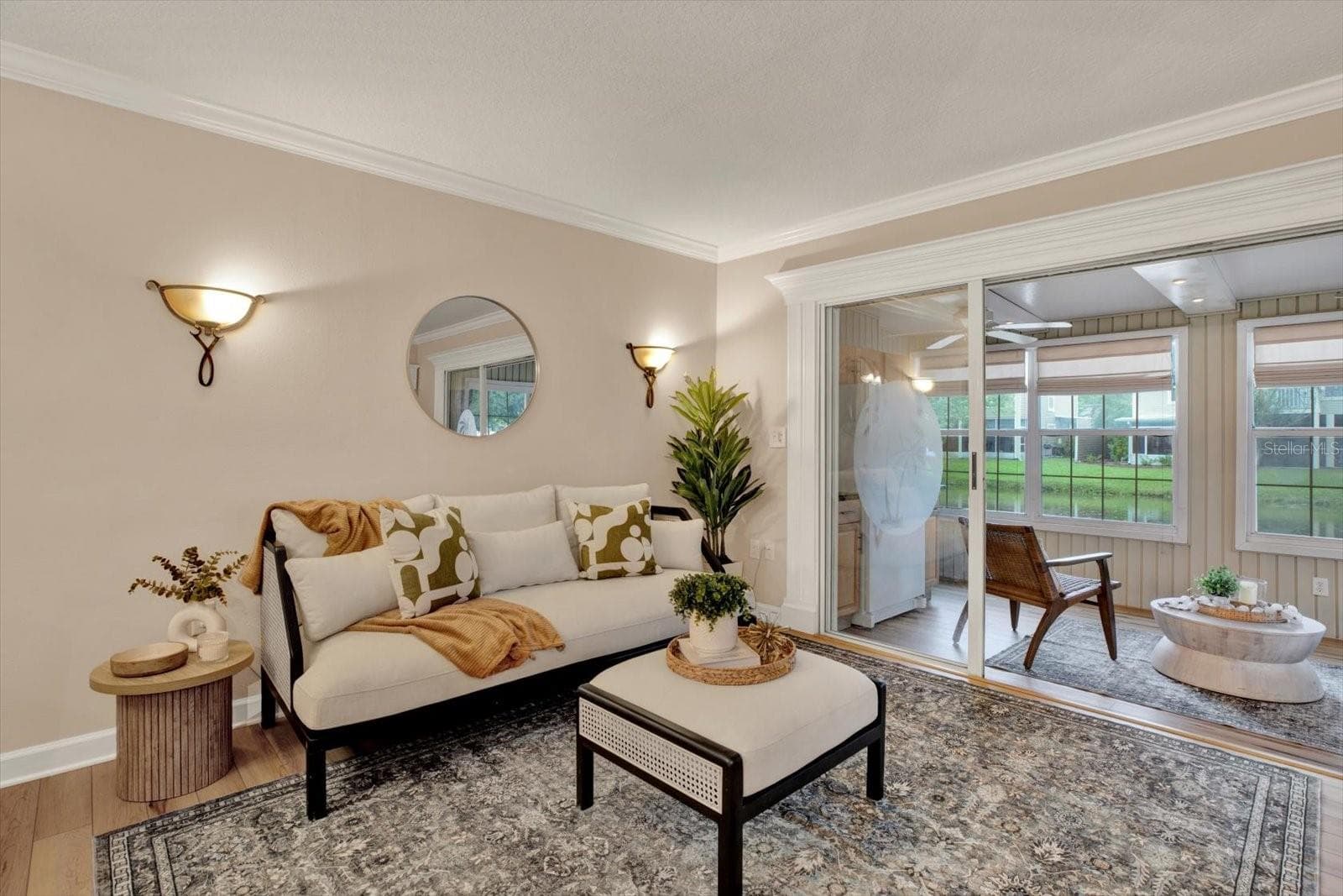 Family Room - 9010 LAKE PLACE LN, TAMPA