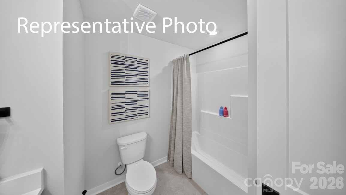 Single Family Residence at York, photo 44 of 48