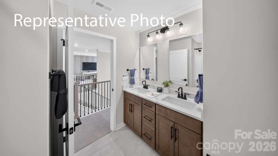 Single Family Residence at York, photo 45 of 48