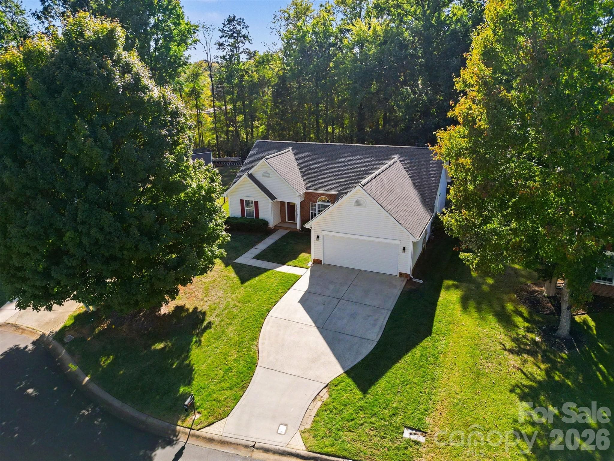 Cul-de-sac location - 11609 Long Forest Drive, Charlotte