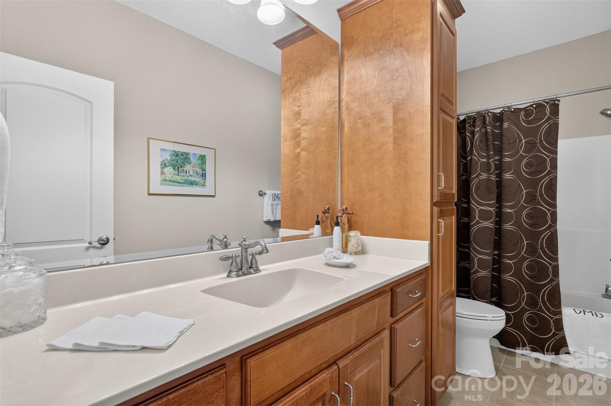 Single Family Residence at 76 Divot Court, Hickory, photo 33 of 48