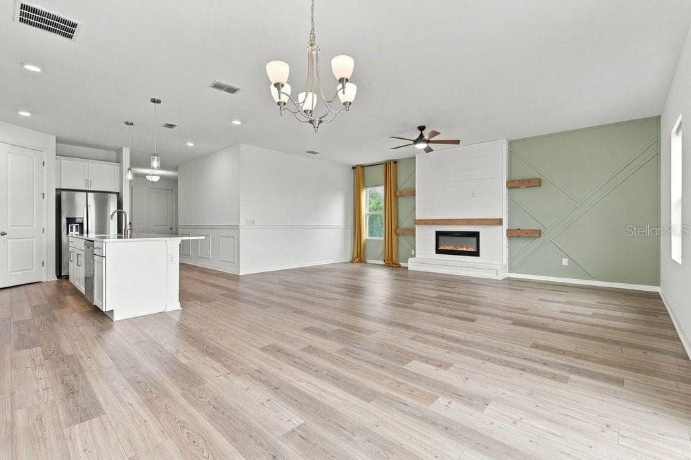 Open Concept Living - 2378 GOLD DUST DR, MINNEOLA