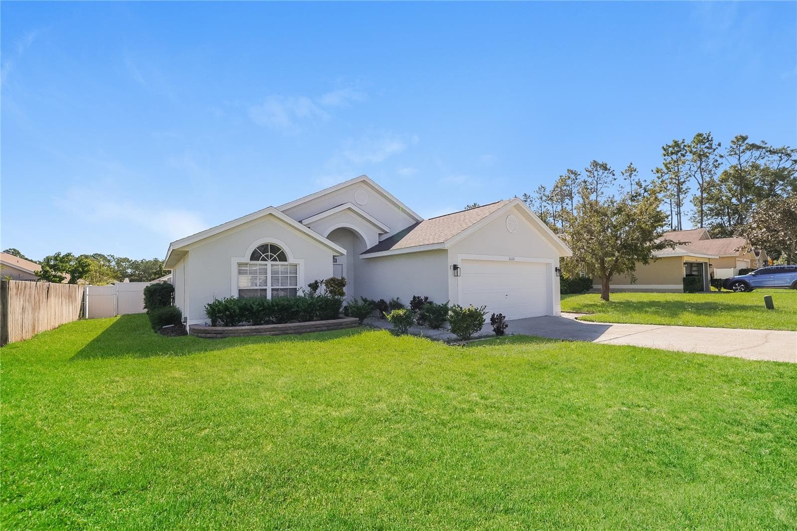 Single Family Residence at 2222 MAJESTIC EAGLE CIR, CLERMONT, photo 2 of 15
