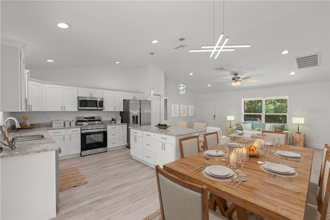 Single Family Residence at 20615 SW Robin DR, DUNNELLON FL 34431, Dunnellon, photo 11 of 44