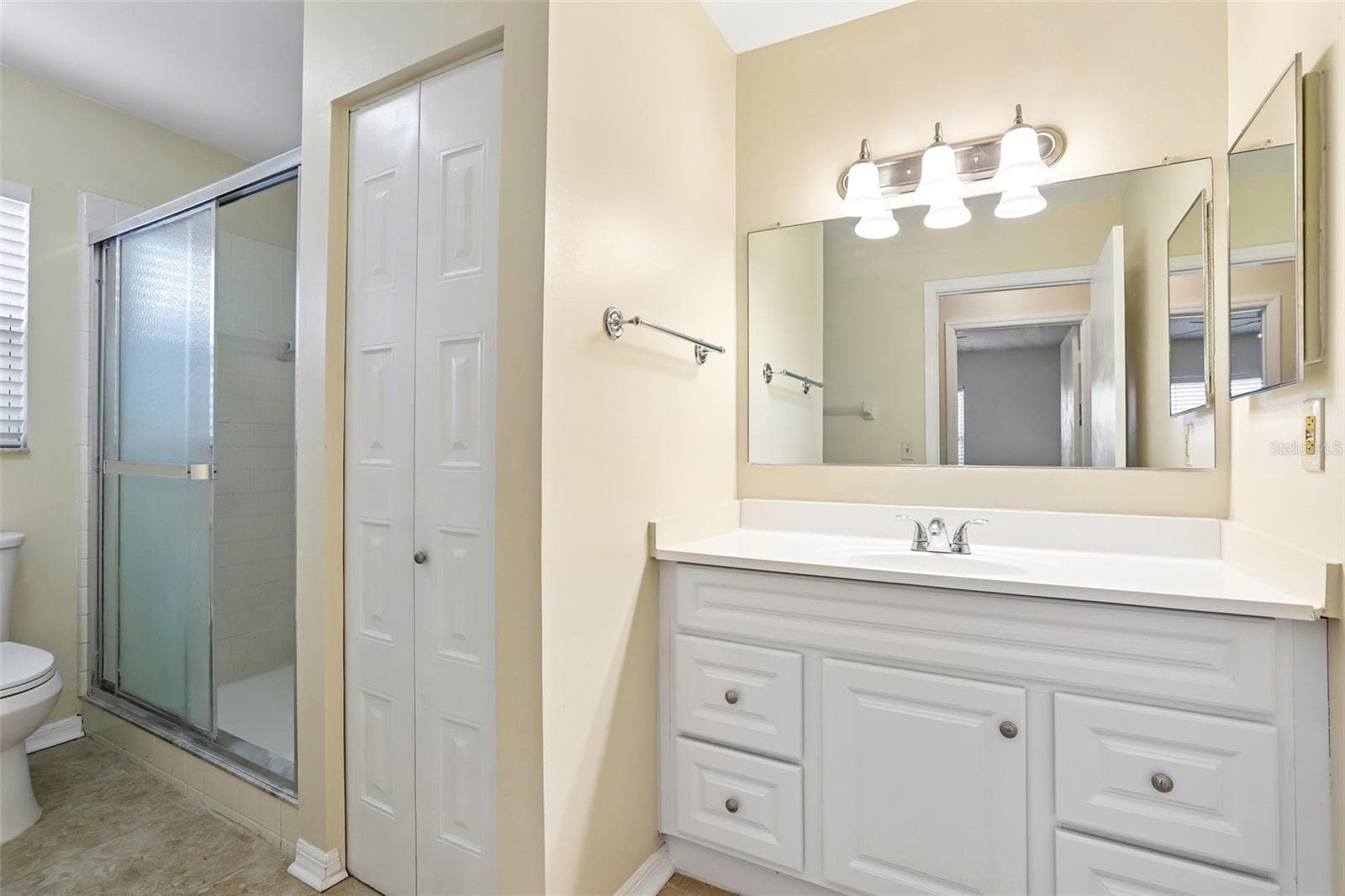 Single Family Residence at 104 CACTUSFLOWER LN, SUN CITY CENTER, photo 36 of 66