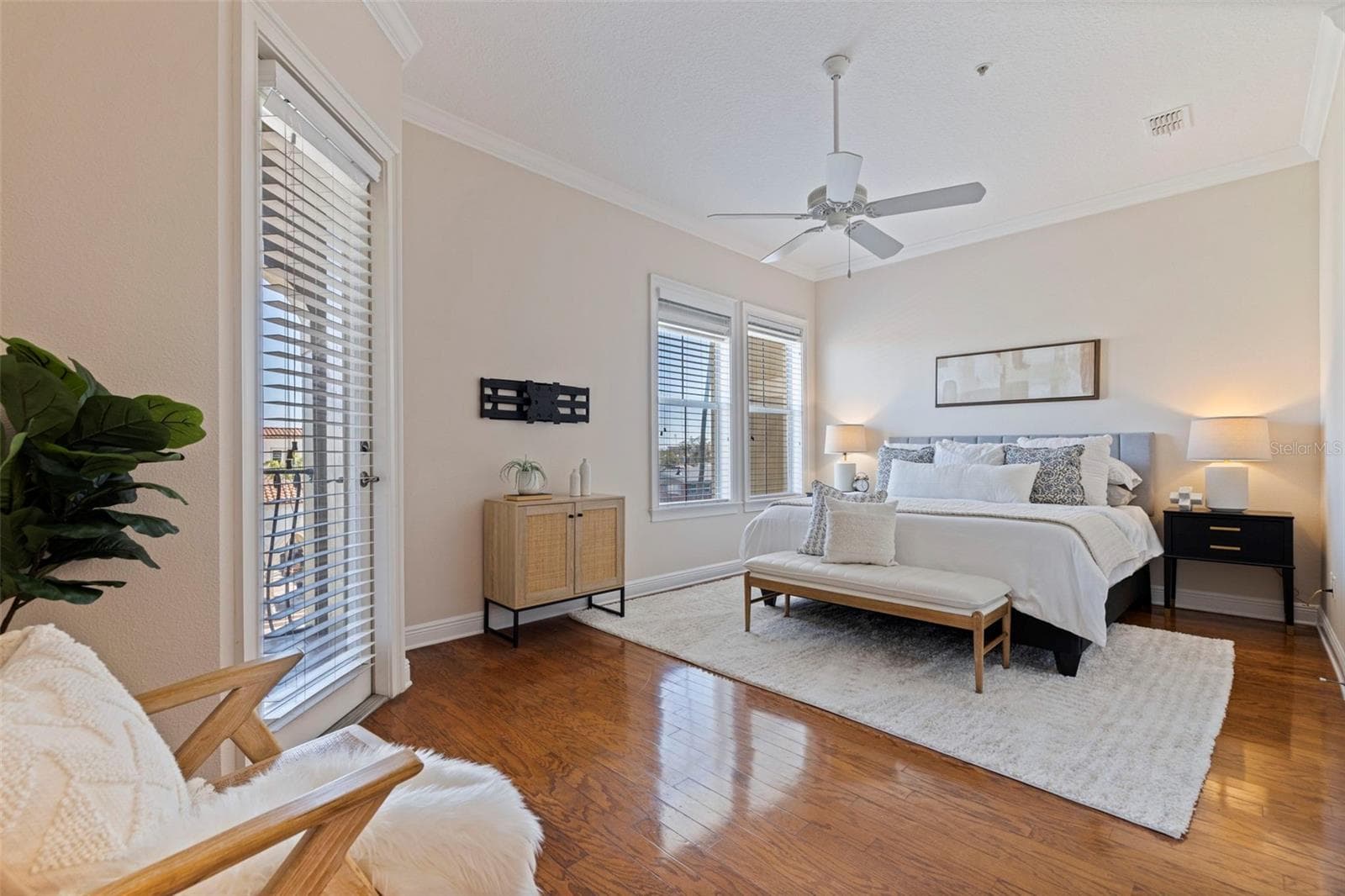 Townhouse at 114 E DAVIS BLVD #4, TAMPA, photo 9 of 50