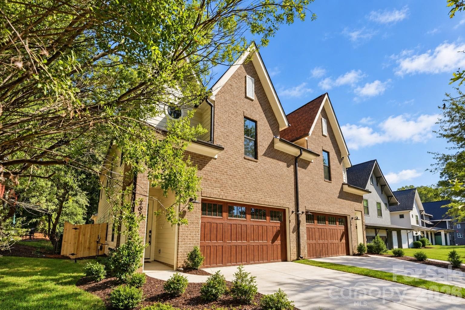 Townhouse at Charlotte, photo 7 of 81