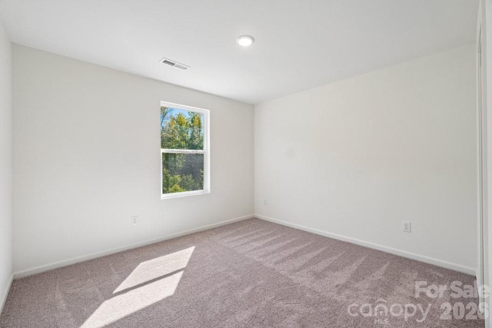 Single Family Residence at 104 WELLER Lane, Thomasville, photo 3 of 19
