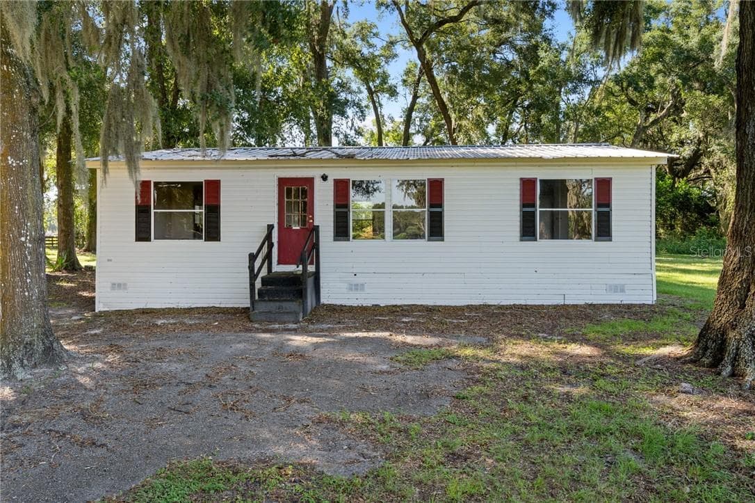 Residential at 17454 S Highway 475, SUMMERFIELD FL 34491, Summerfield, photo 8 of 86
