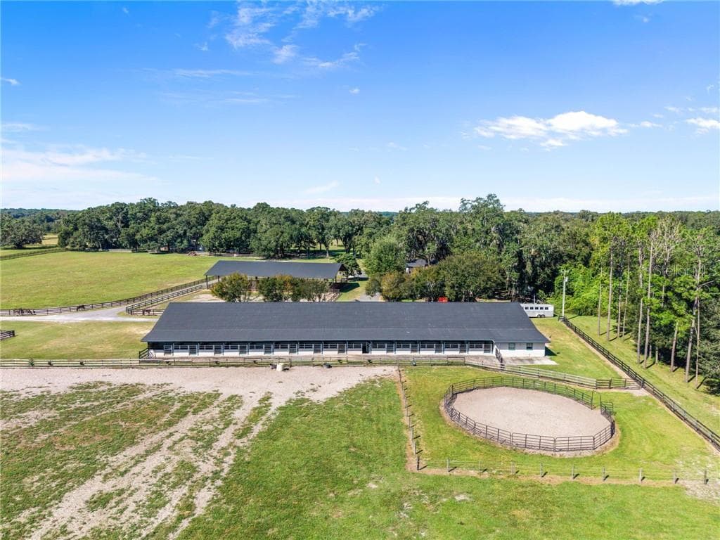 Residential at 17454 S Highway 475, SUMMERFIELD FL 34491, Summerfield, photo 10 of 86