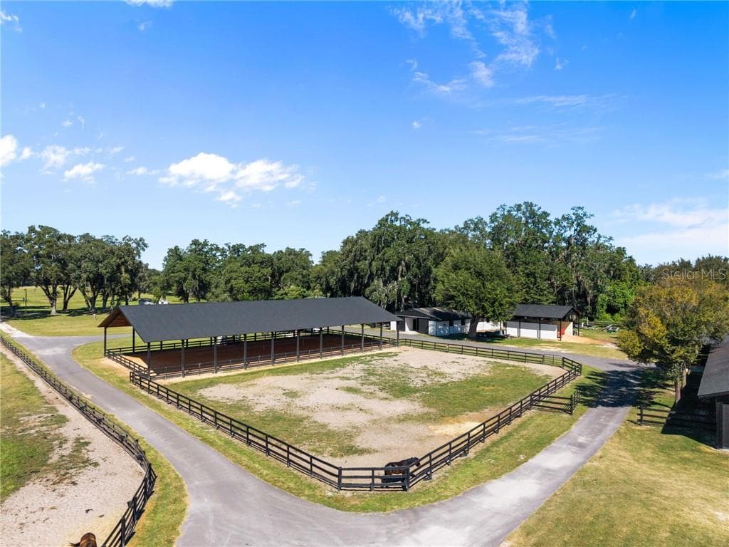 Residential at 17454 S Highway 475, SUMMERFIELD FL 34491, Summerfield, photo 23 of 86