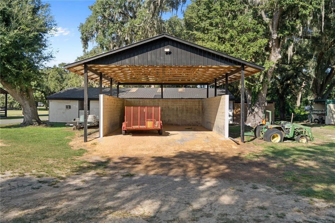 Residential at 17454 S Highway 475, SUMMERFIELD FL 34491, Summerfield, photo 31 of 86