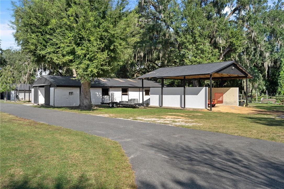 Residential at 17454 S Highway 475, SUMMERFIELD FL 34491, Summerfield, photo 33 of 86