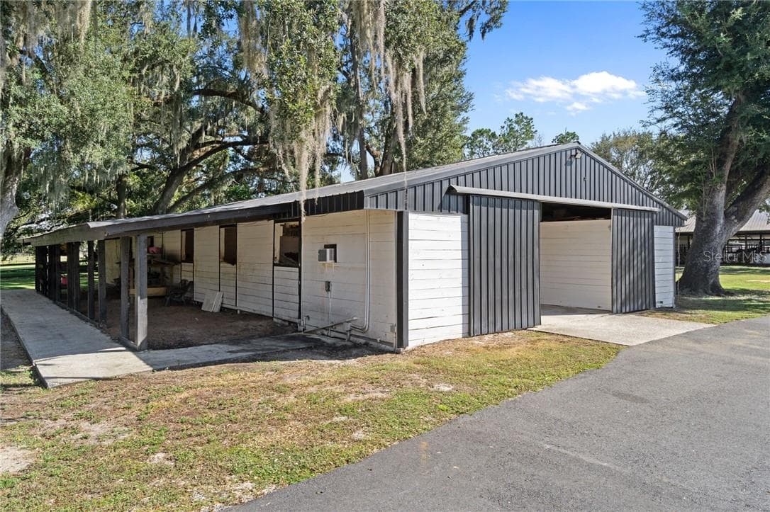 Residential at 17454 S Highway 475, SUMMERFIELD FL 34491, Summerfield, photo 37 of 86