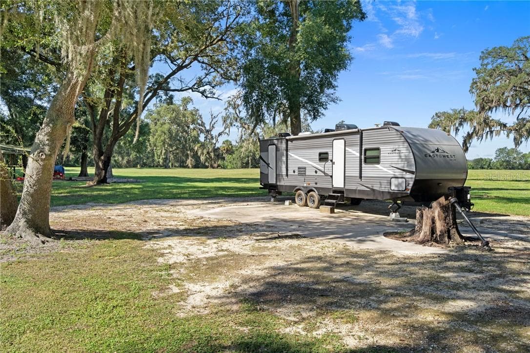Residential at 17454 S Highway 475, SUMMERFIELD FL 34491, Summerfield, photo 52 of 86