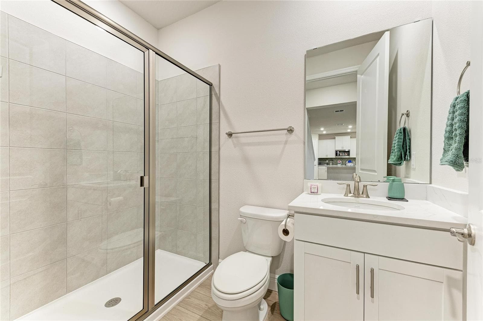 Single Family Residence at 18211 THISTLEBERRY PL, LAKEWOOD RANCH, photo 24 of 82