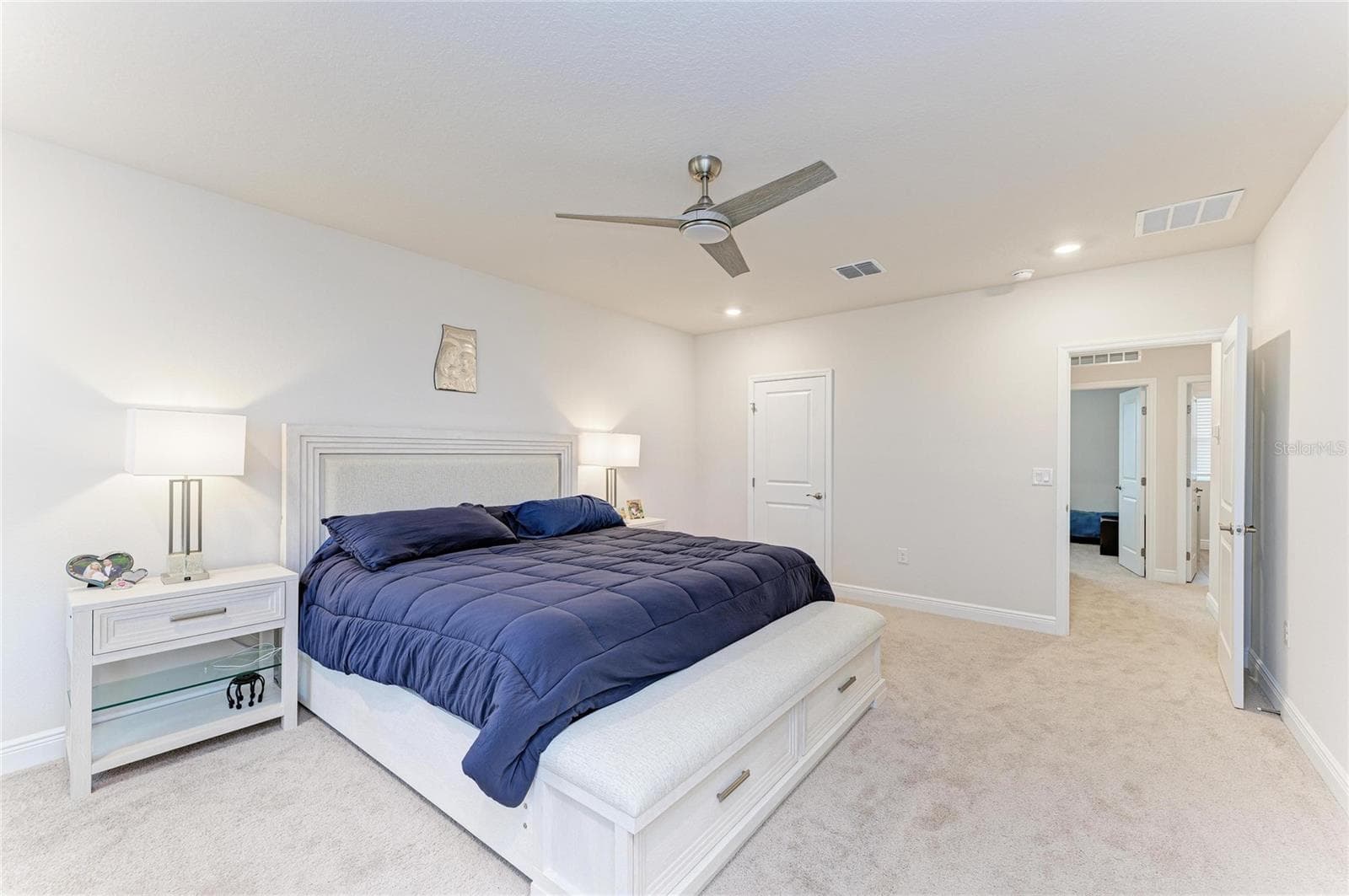 Single Family Residence at 18211 THISTLEBERRY PL, LAKEWOOD RANCH, photo 36 of 82