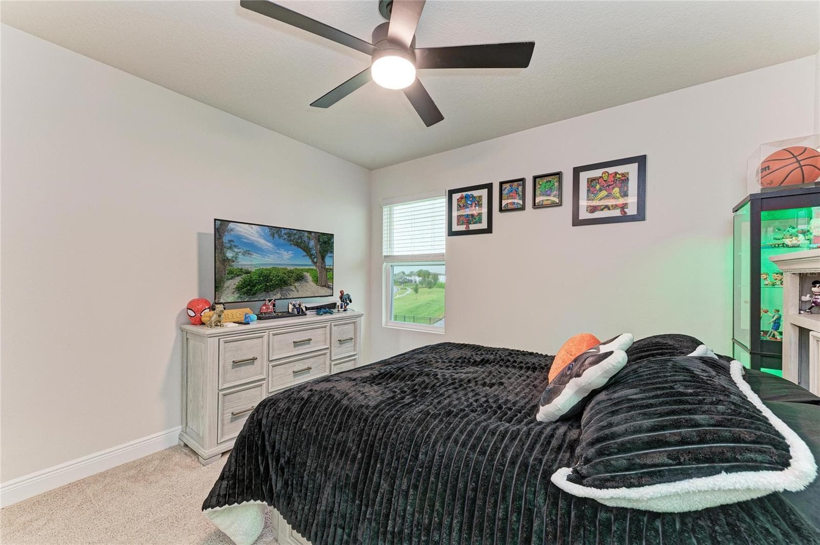 Single Family Residence at 18211 THISTLEBERRY PL, LAKEWOOD RANCH, photo 45 of 82