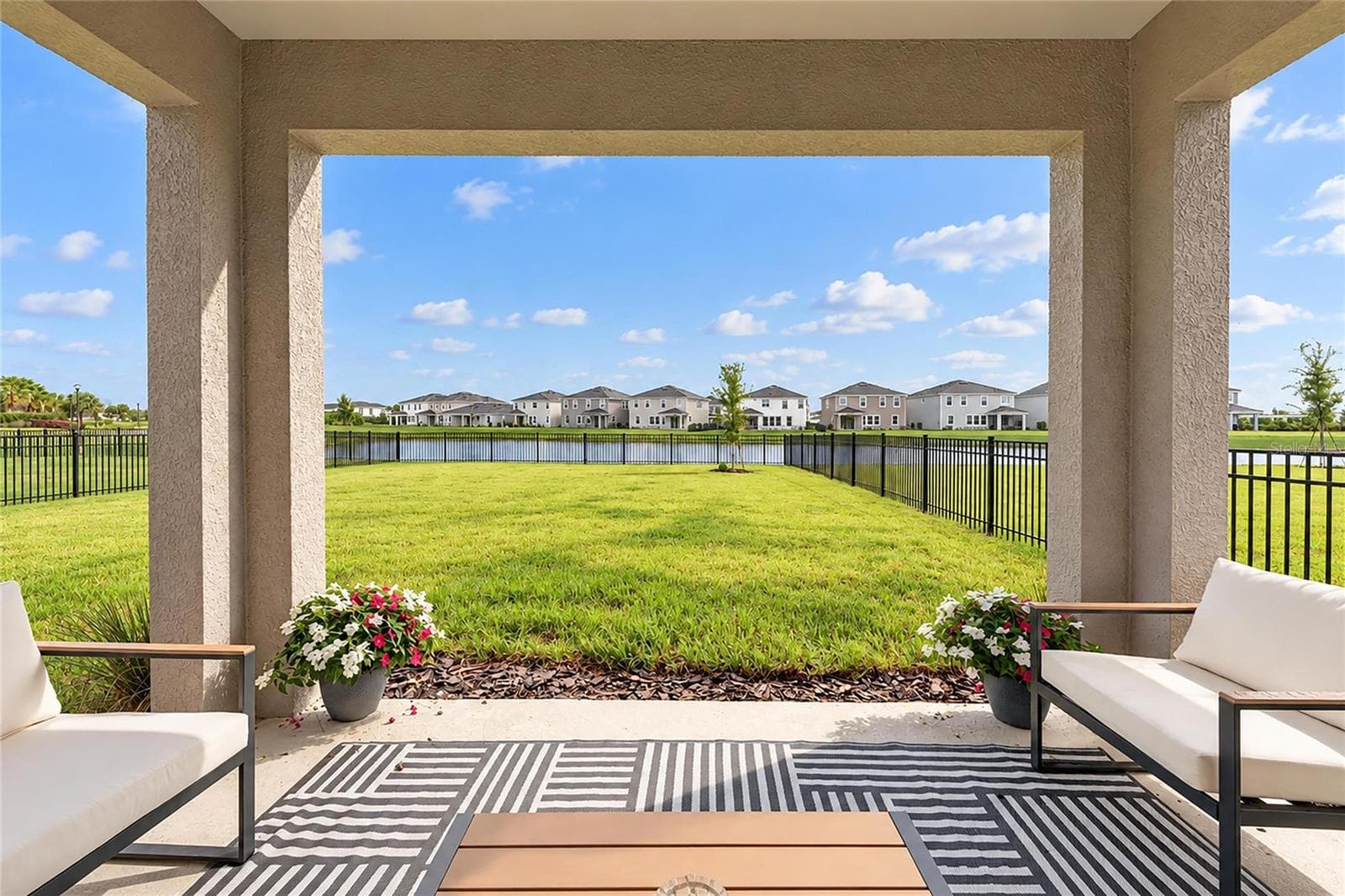 Single Family Residence at 18211 THISTLEBERRY PL, LAKEWOOD RANCH, photo 54 of 82