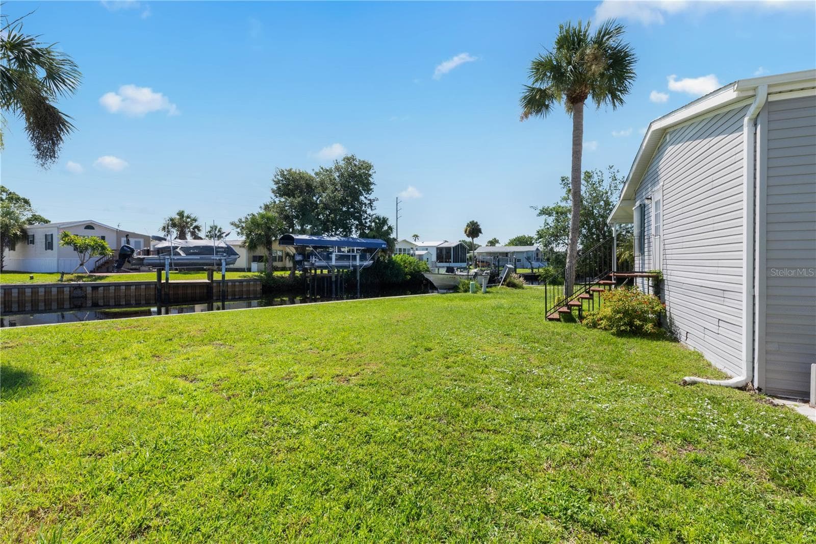 Manufactured Home at 3204 SUNNY HARBOR DR, PUNTA GORDA, photo 23 of 35